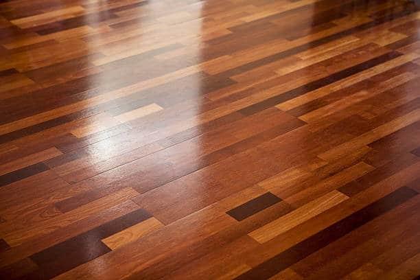Como Escolher o Impermeabilizante de Piso Ideal para Sua Casa